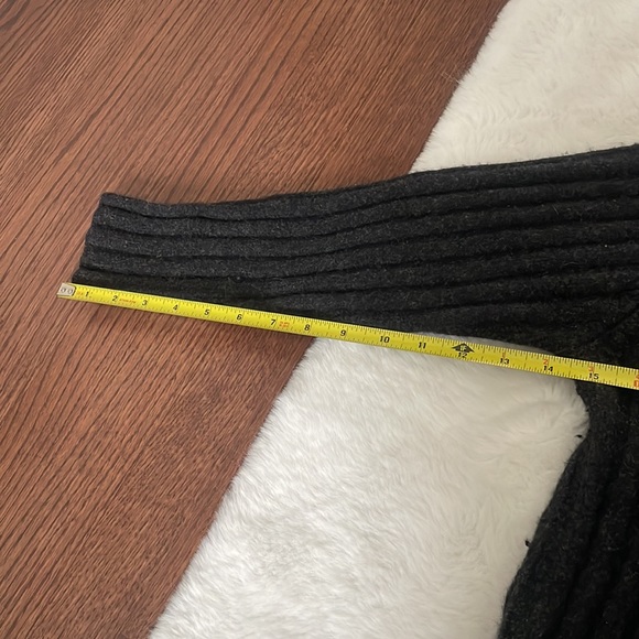 Fisherman Out of Ireland Merino Wool Cashmere Turtleneck Sweater - Picture 8 of 9